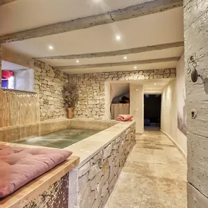  Hébergement de vacances Les Jasmins En Provence